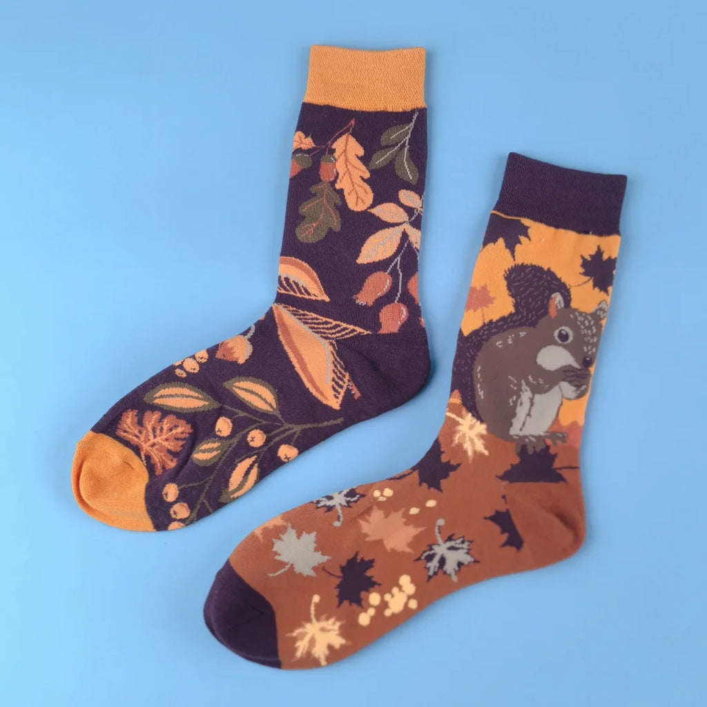 Cotton Blend Squirrel Pattern Mid Calf Unisex Socks