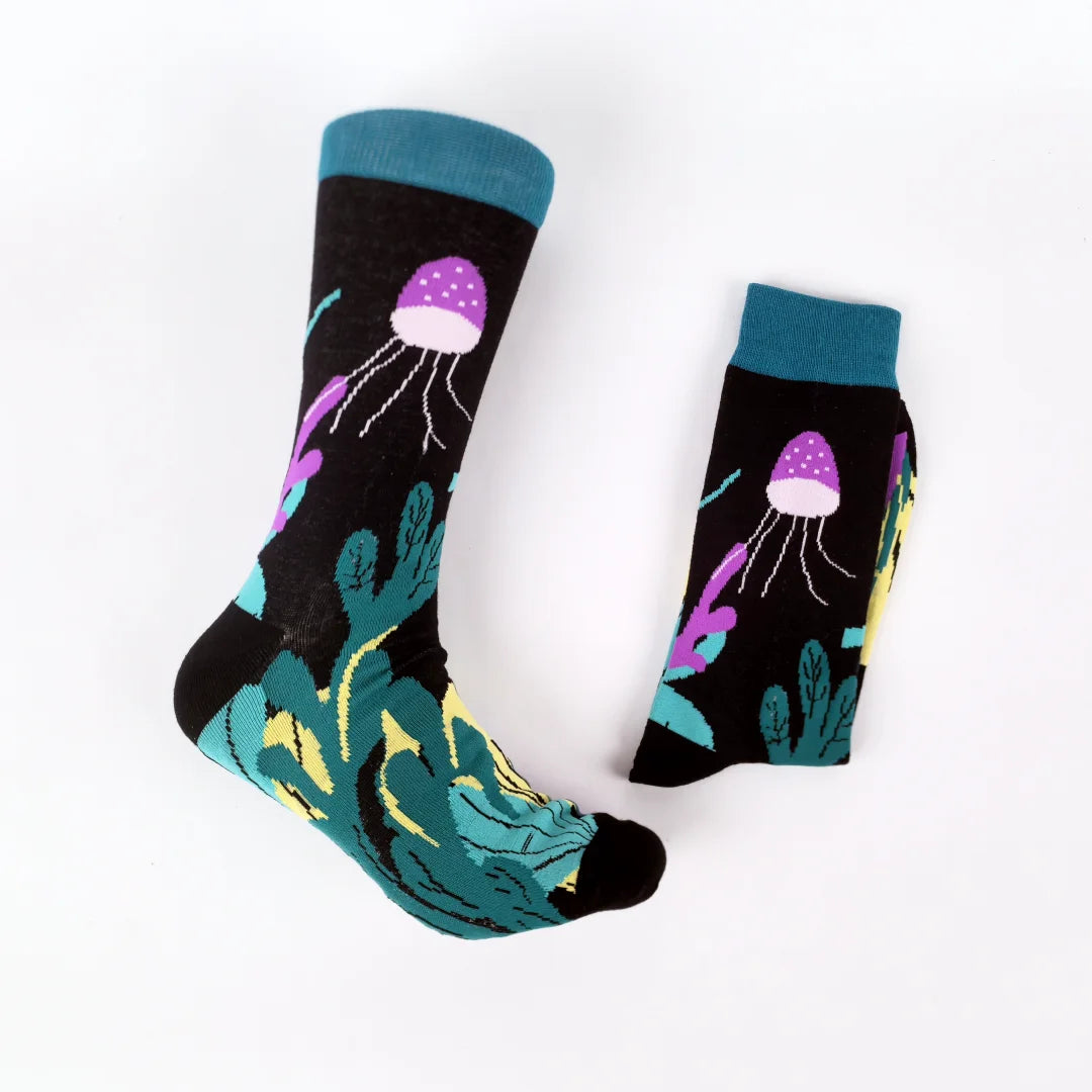 Polyester Elastane Seaweed and Jellyfish Pattern Mid Calf Socks - 2