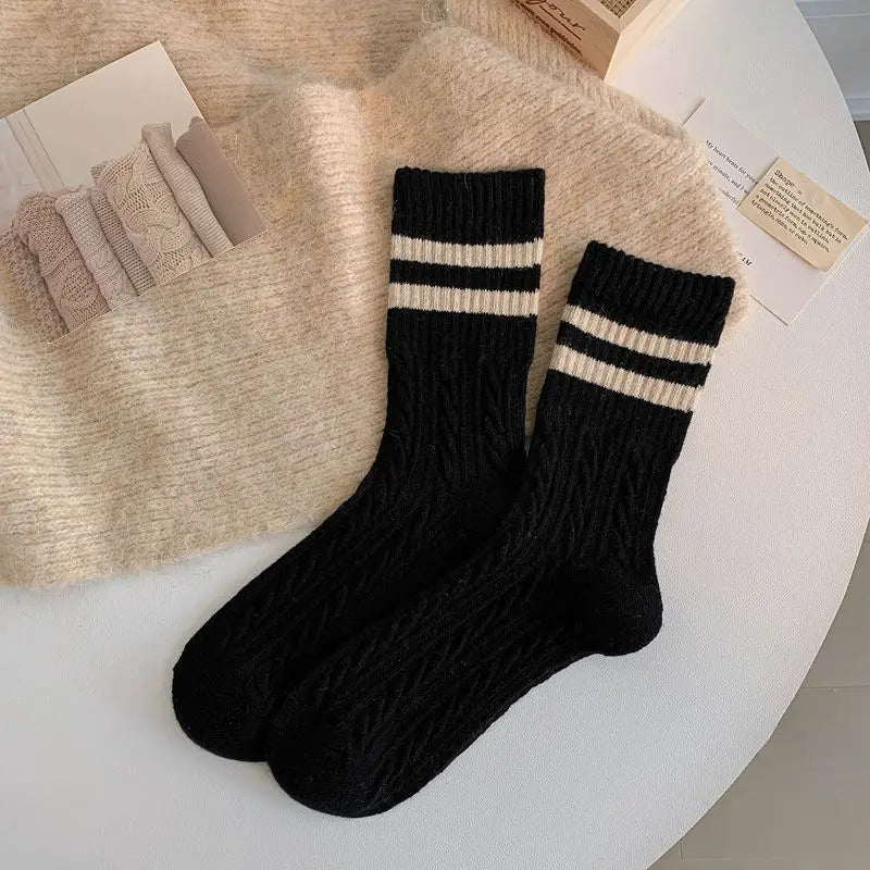 Polyester Elastane Striped Mid Tube Socks