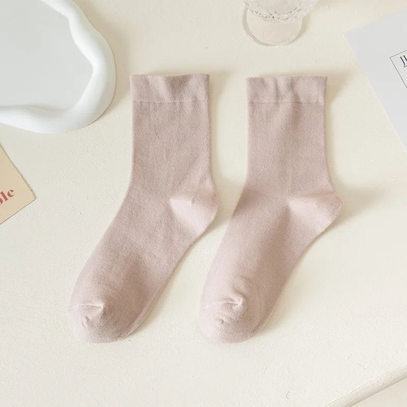 Polyester Blend Middle Tube Casual Socks