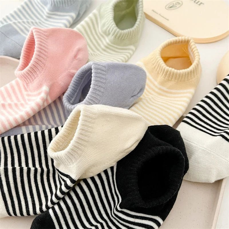 Polyester Elastane Striped Low Cut Casual Socks - 6
