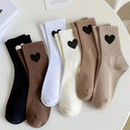 Polyester Elastane Heart Pattern Mid Tube Casual Socks