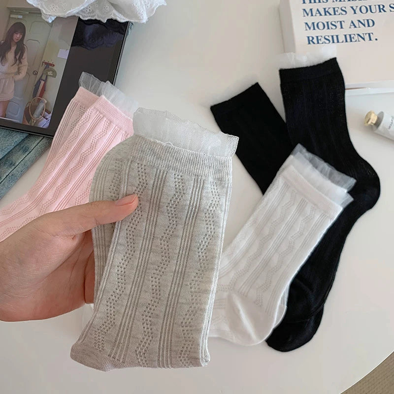 4 Pairs Polyester Elastane Lace Edge Mid Tube Socks