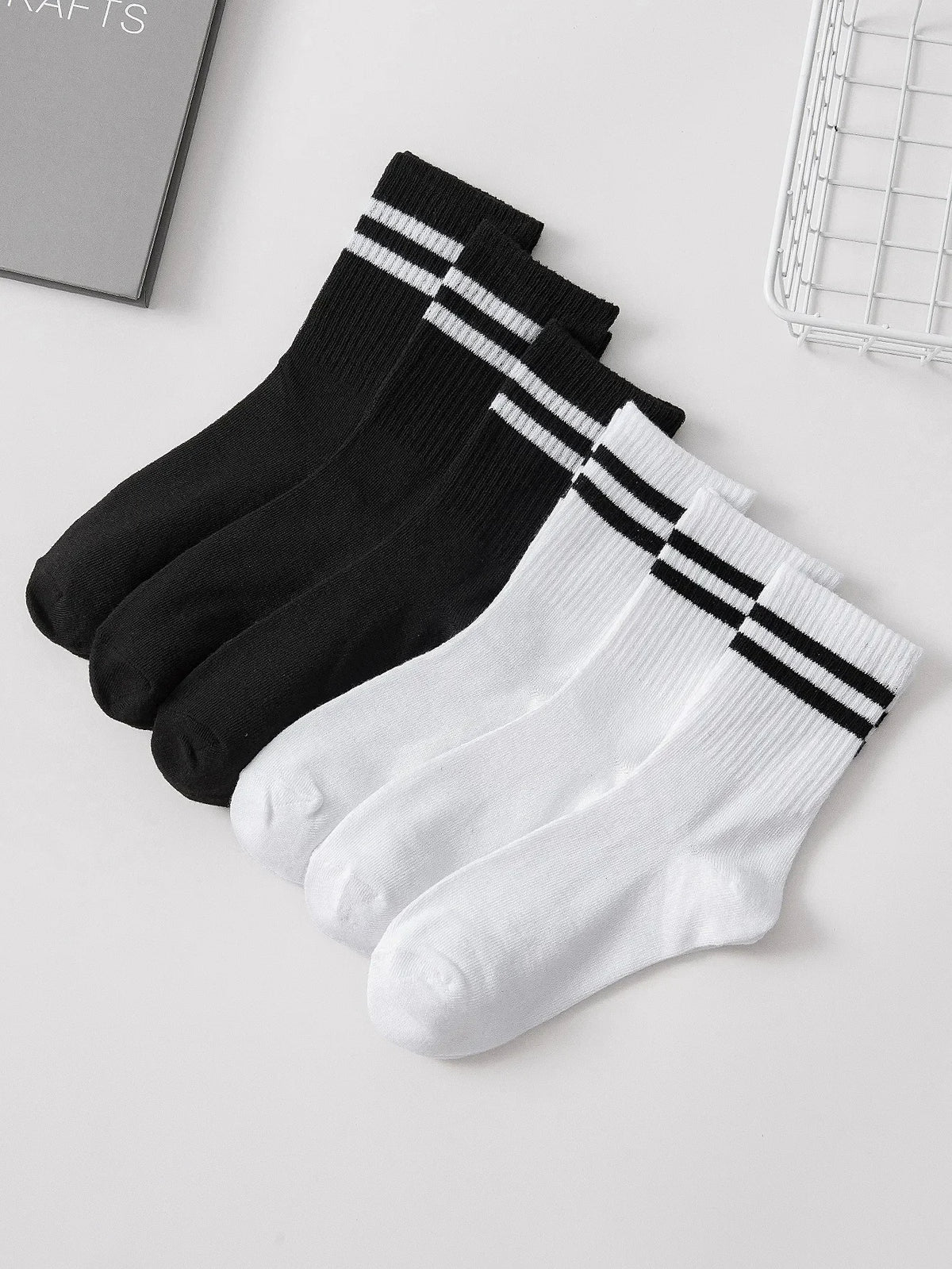Polyester Spandex Blend Casual Dress Socks