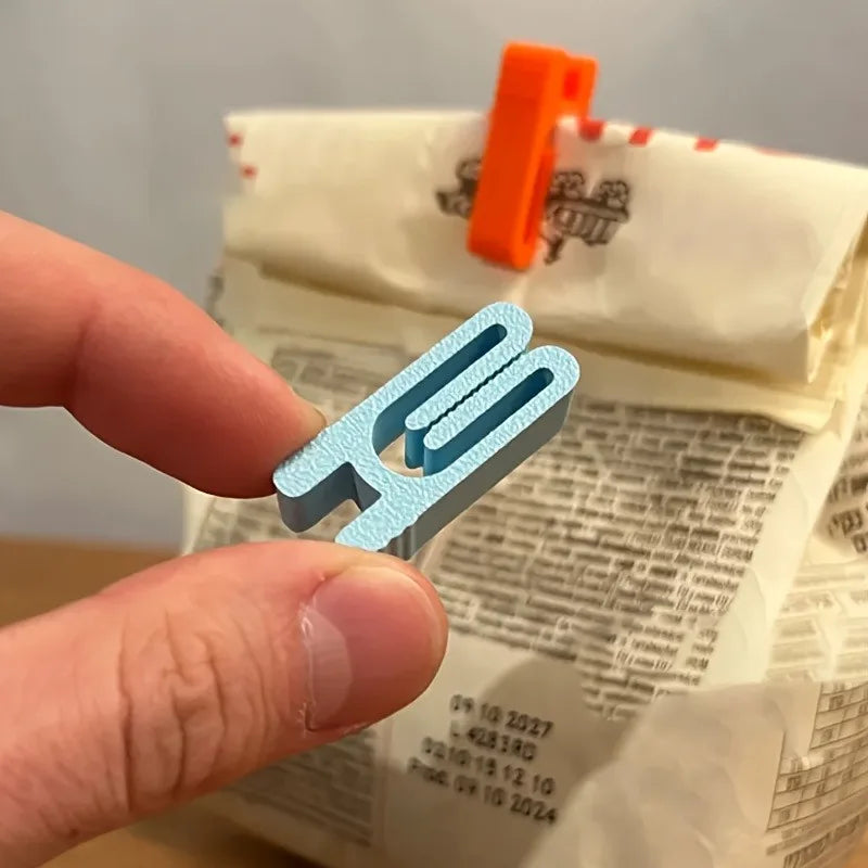 12 Piece Plastic Food Bag Sealing Clips for Kitchen Storage