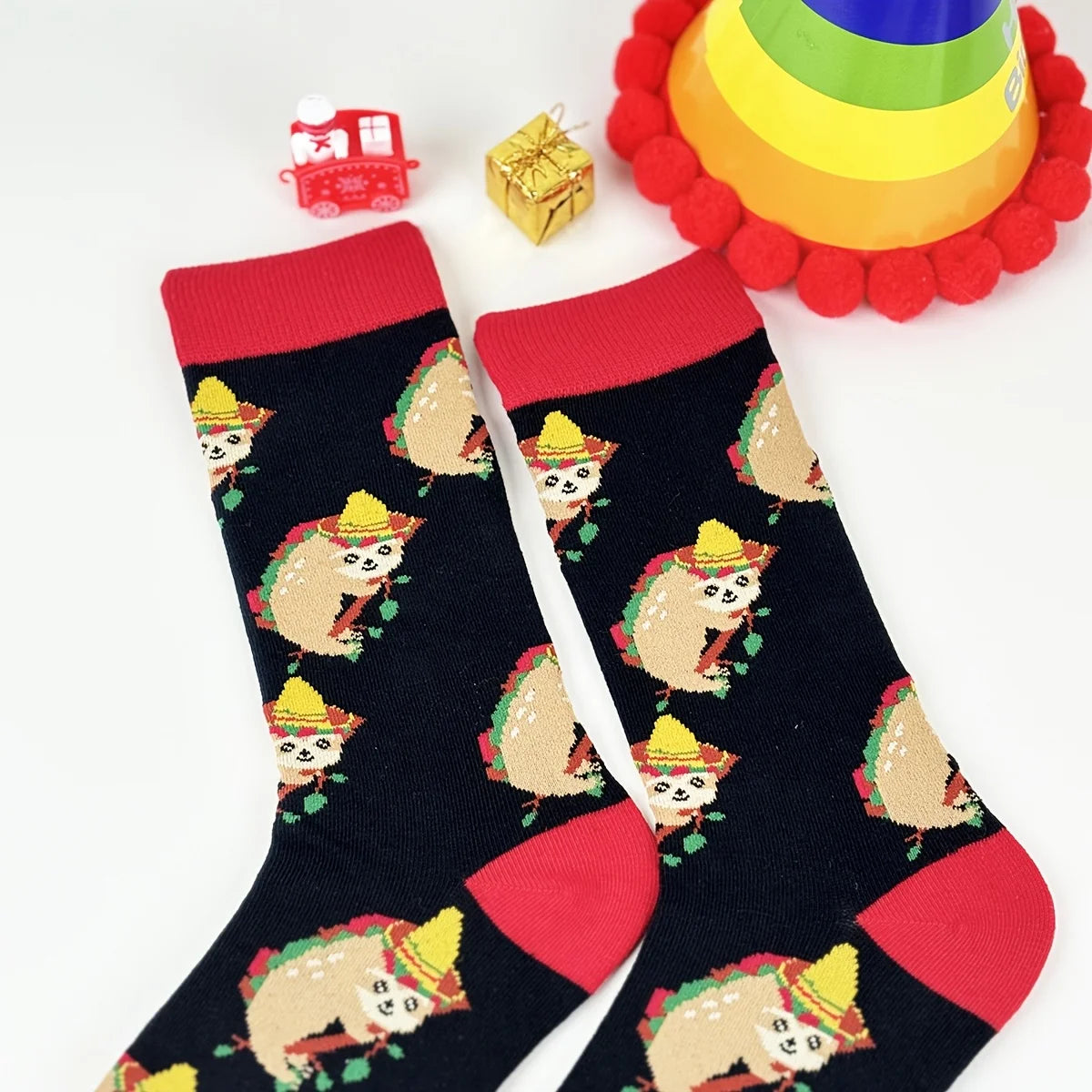 Polyester Elastane Sloth Pattern Mid Calf Casual Socks - 6