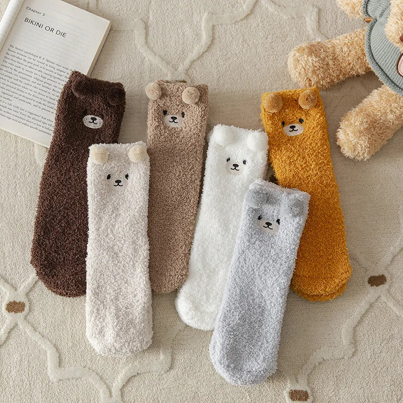 Polyester Blend Bear Cartoon Pattern Mid Tube Casual Socks