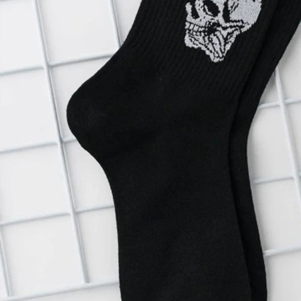 Men Polyester Elastane Skull Pattern Crew Socks