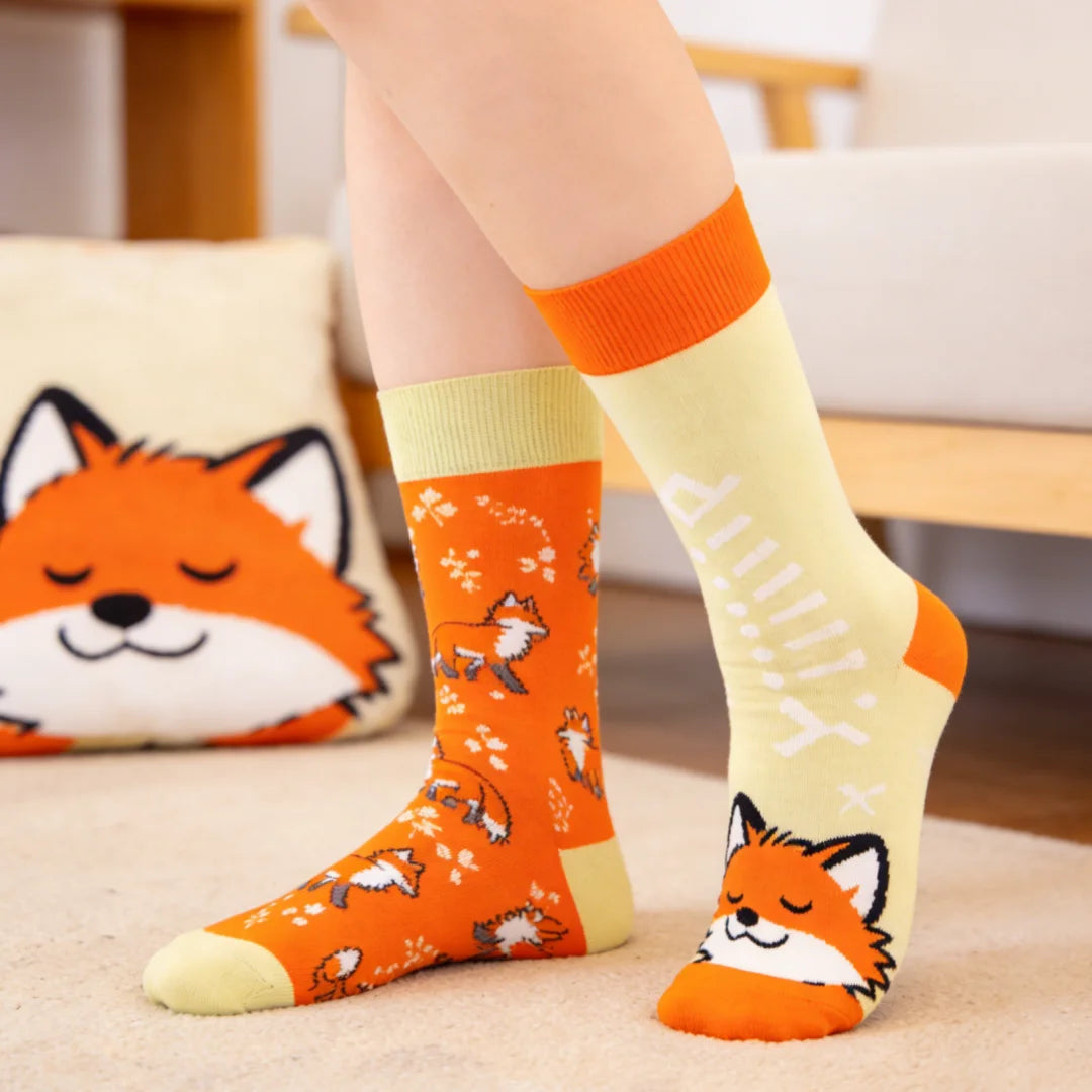 Cotton Blend Fox Pattern Mid Calf Socks