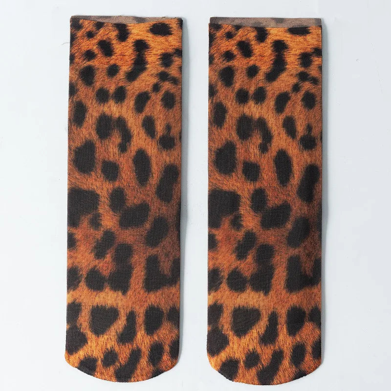 4 Pairs Womens Nylon Elastane Leopard Print Casual Socks