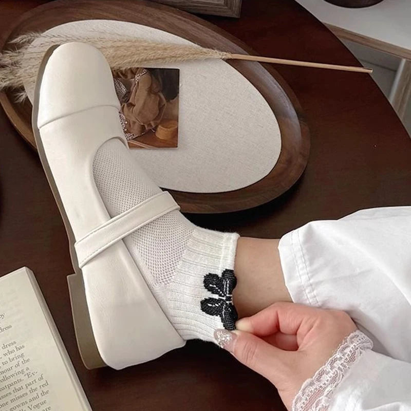 Polyester Elastane Blend Butterfly Print Women Casual Socks
