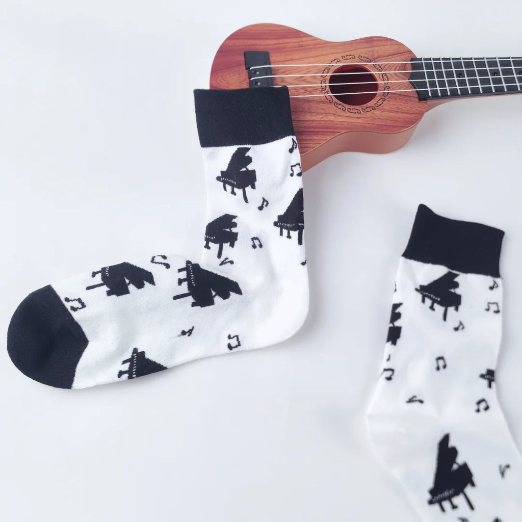 Cotton Blend Mid Calf Music Print Casual Socks