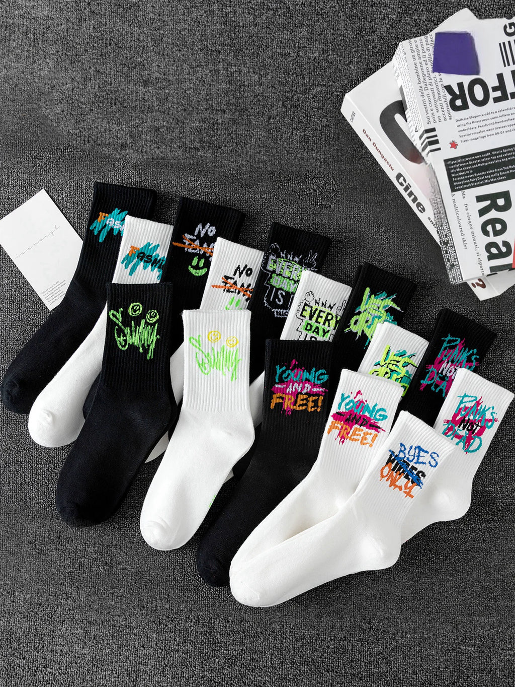 Polyester Elastane Mens Graffiti Crew Socks 10 Pairs