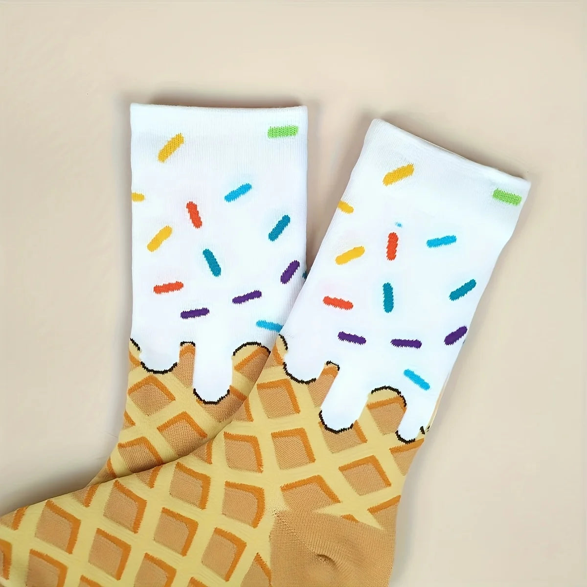 Cotton Blend Waffle And Frosting Pattern Crew Socks