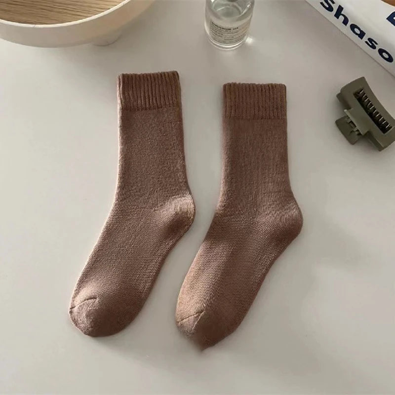 Thick Polyester Elastane Thermal Socks for Winter Warmth