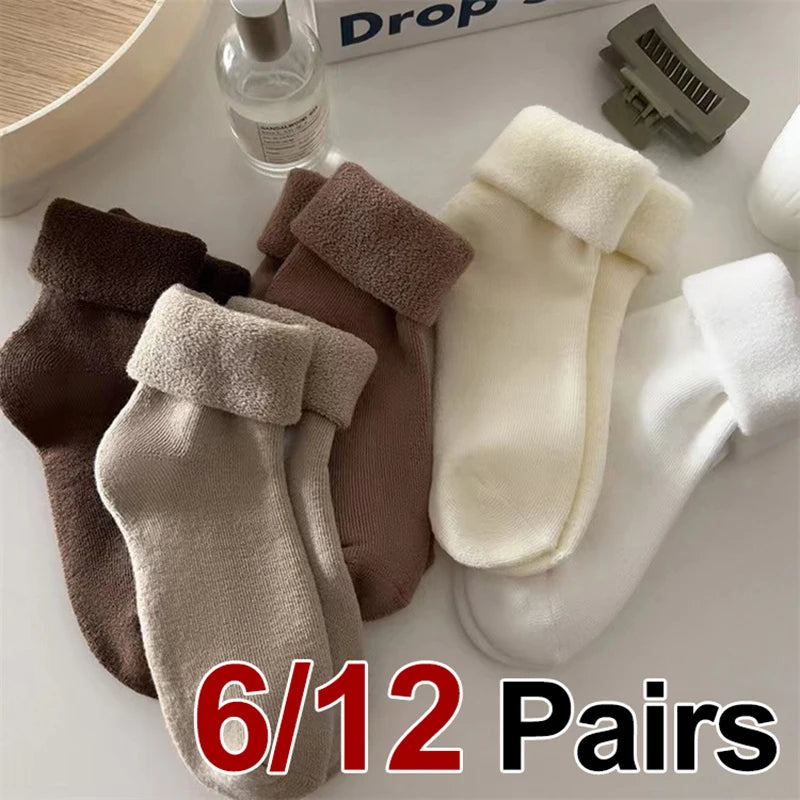 Thick Polyester Elastane Thermal Socks for Winter Warmth