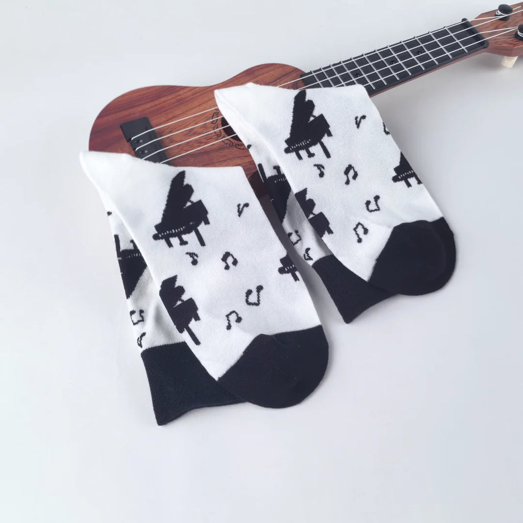 Cotton Blend Mid Calf Music Print Casual Socks