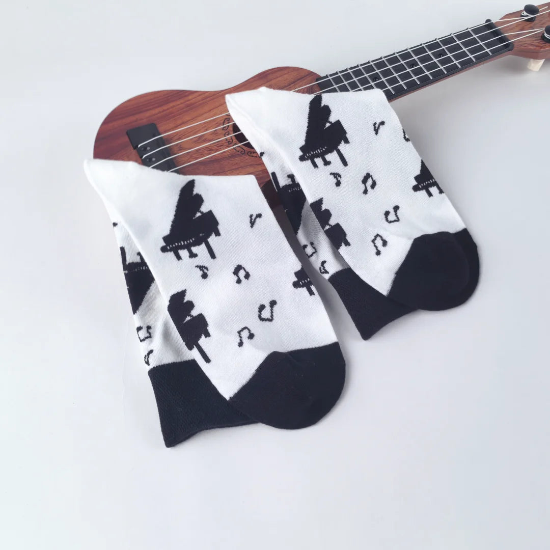 Cotton Blend Mid Calf Music Print Casual Socks