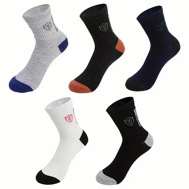 Polyester Elastane Blend Crew Socks Breathable Casual Footwear