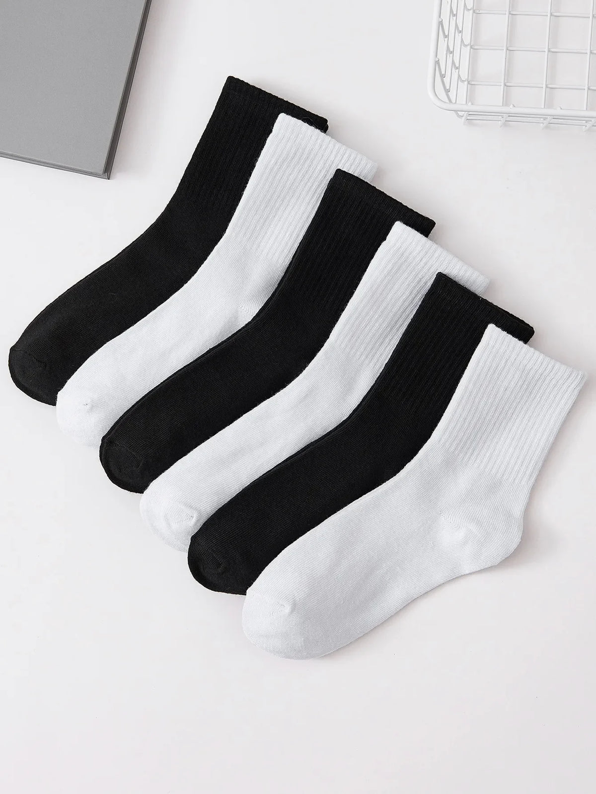 Polyester Spandex Blend Casual Dress Socks