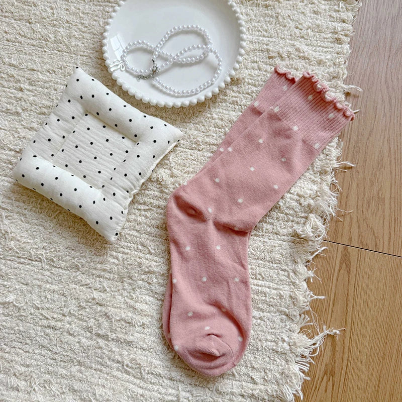 Polyester Spandex Polka Dot Mid Tube Casual Socks