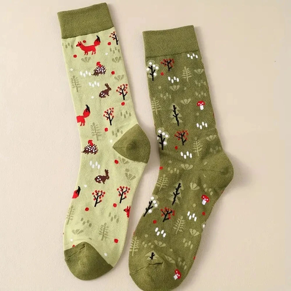 Cotton Blend Mid Tube Animal Pattern Casual Socks