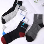 Polyester Elastane Blend Crew Socks Breathable Casual Footwear