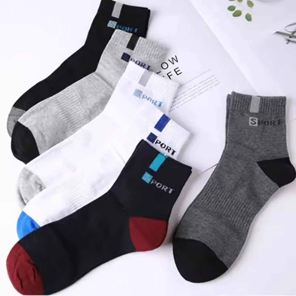 Polyester Elastane Blend Crew Socks Breathable Casual Footwear