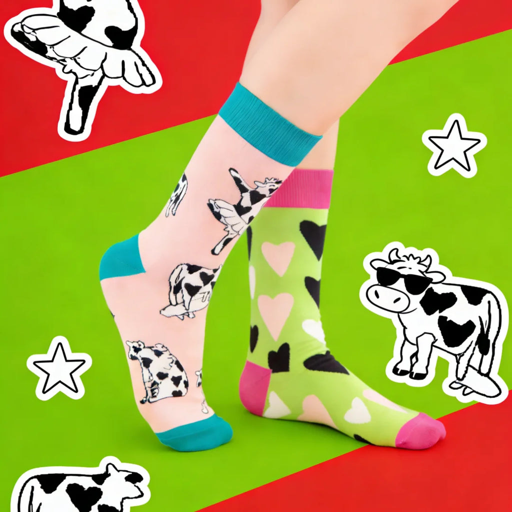 Cotton Blend Dancing Cow Print Casual Socks