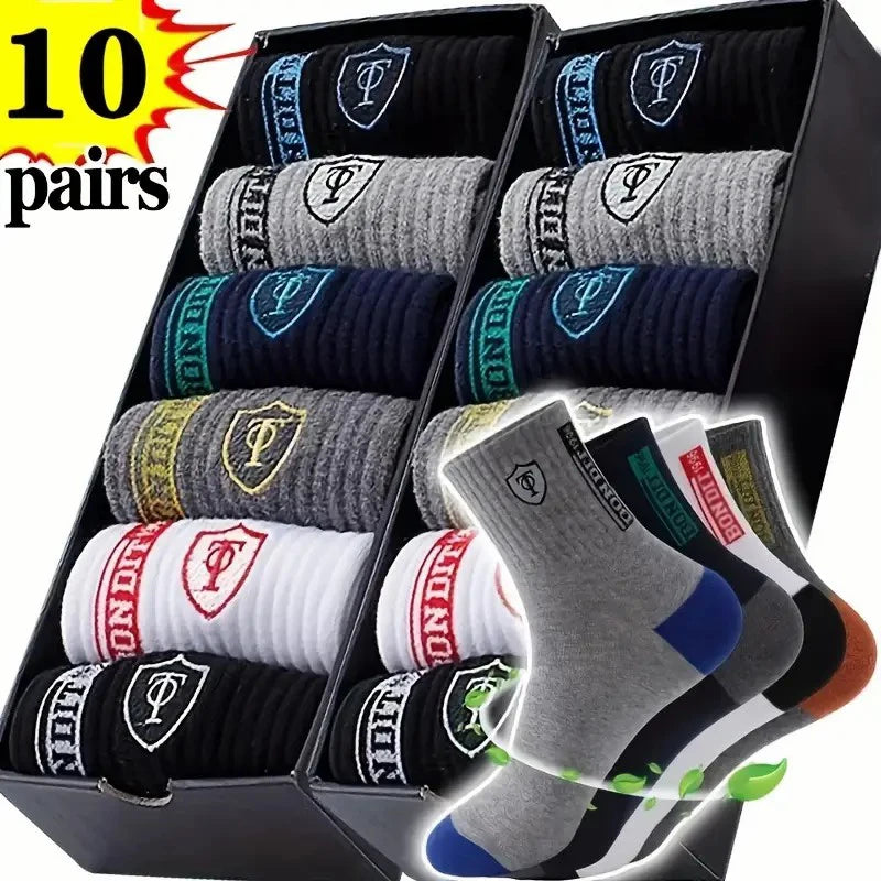 Polyester Elastane Blend Crew Socks Breathable Casual Footwear
