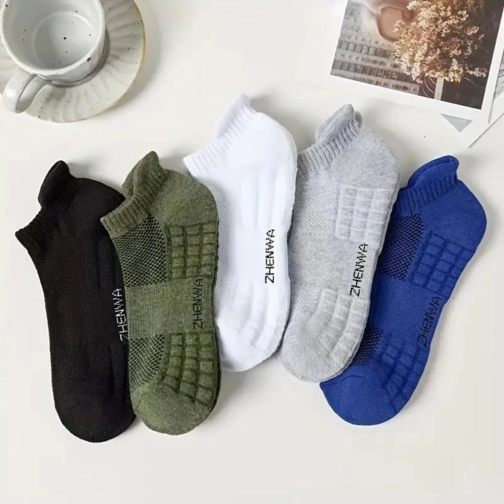Men Breathable Polyester Ankle Socks Sports Invisible Casual Footwear