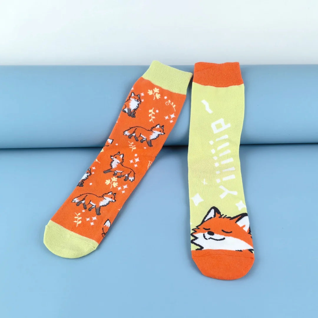Cotton Blend Fox Pattern Mid Calf Socks - 3