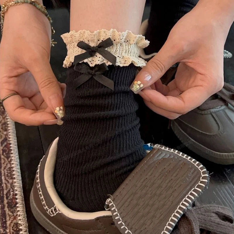 Lace Bow Mid Tube Cotton Blend Casual Socks