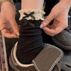 Lace Bow Mid Tube Cotton Blend Casual Socks