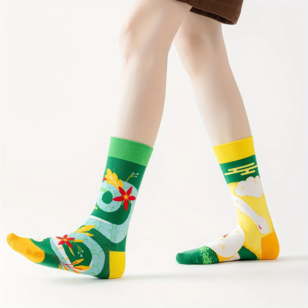 Cotton Blend Mid Calf Art Print Casual Socks