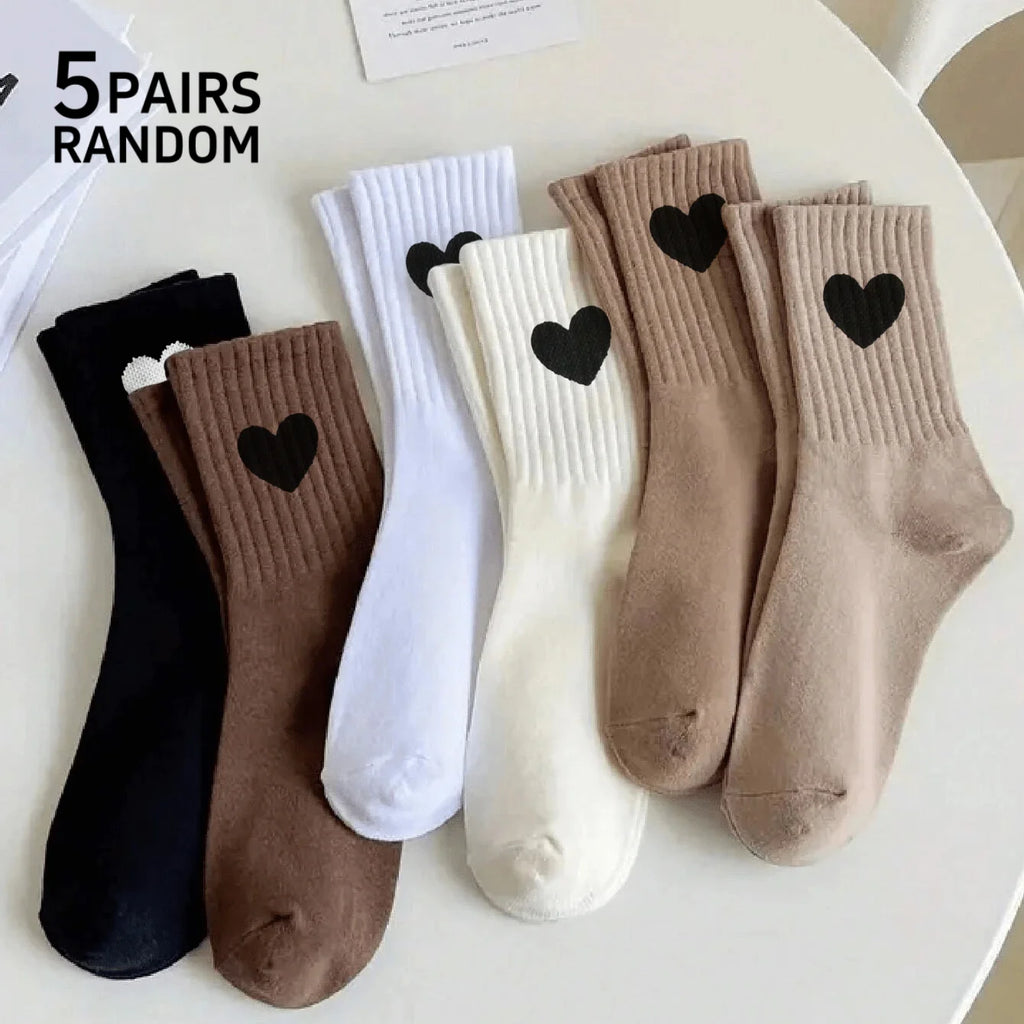 Polyester Elastane Heart Pattern Mid Tube Casual Socks