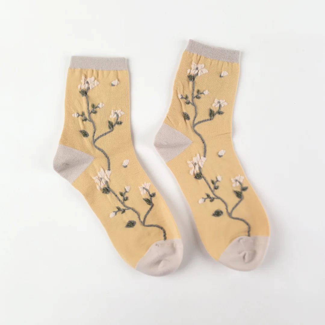 Polyester Elastane Magnolia Flower Print Mid Calf Socks