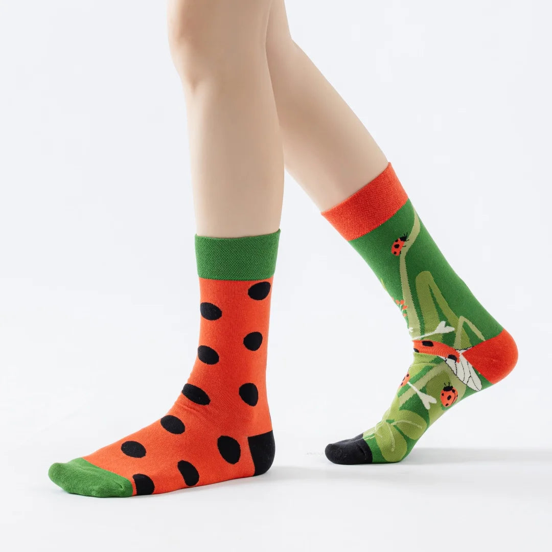 Cotton Blend Lucky Cat Crew Socks - 15
