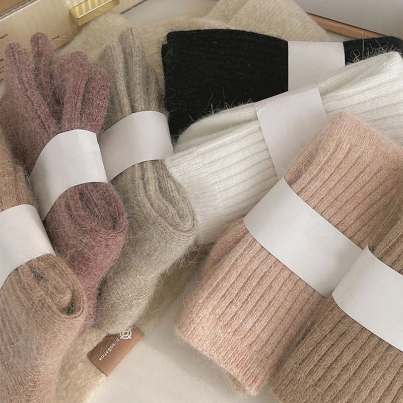 Polyester Elastane Warm Winter Mid Tube Socks