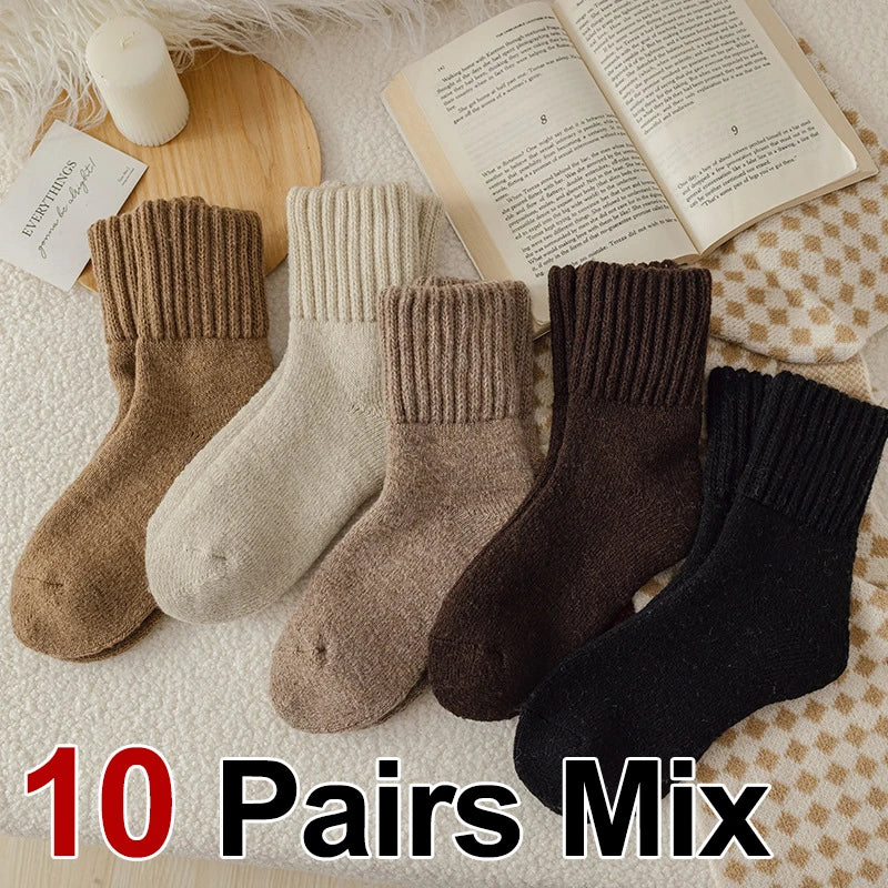 Thick Knitted Winter Socks for Women - 17