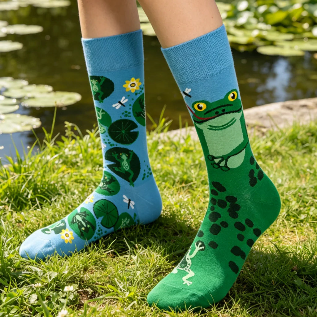 Cotton Blend Frog Print Casual Crew Socks