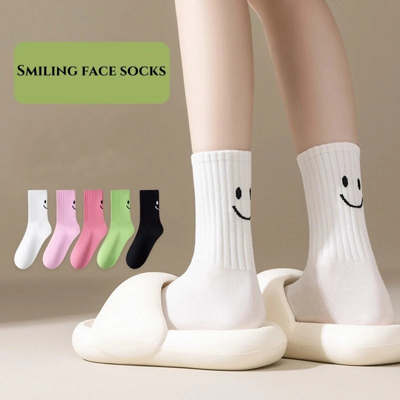 Smiling Face Nylon Polyester Knit Crew Socks - 1