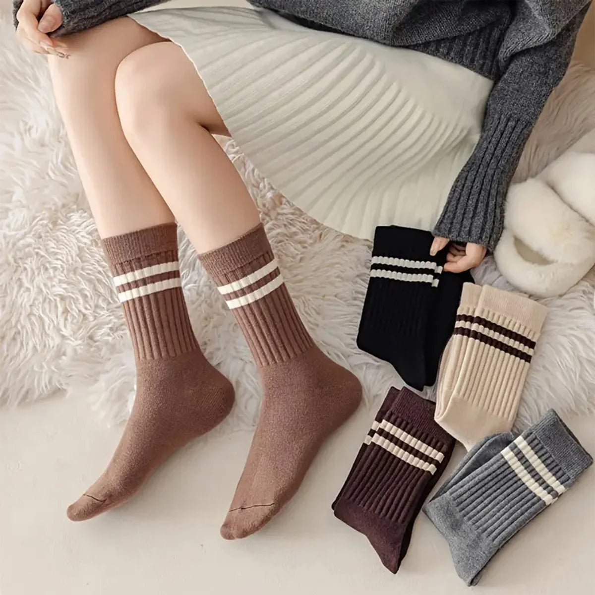 Polyester Elastane Striped Mid Tube Casual Socks