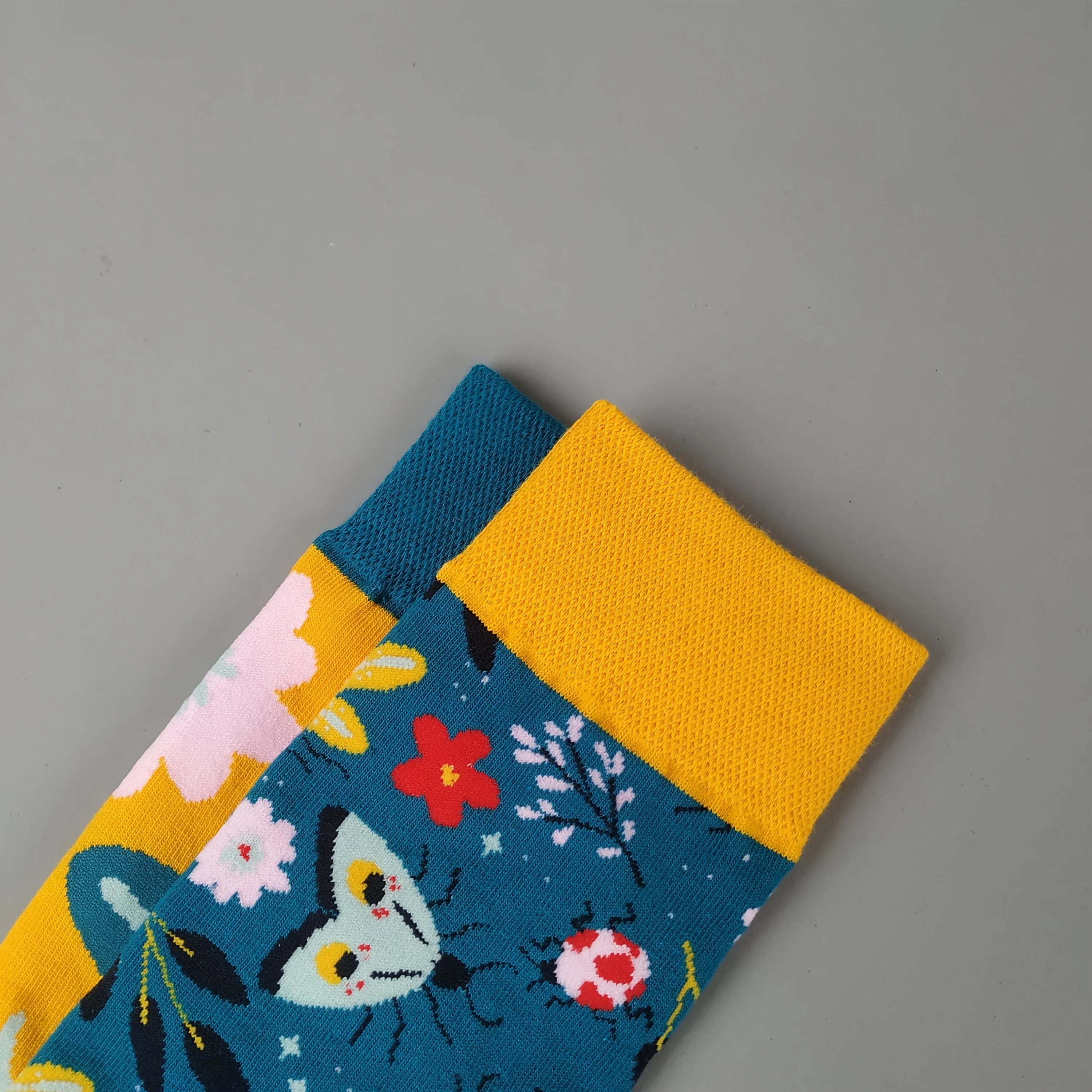 Cotton Blend Butterfly Ladybug Print Mid Calf Socks
