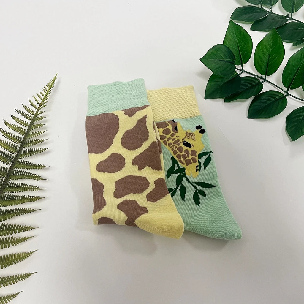 Cotton Blend Giraffe Print Mid Calf Casual Socks