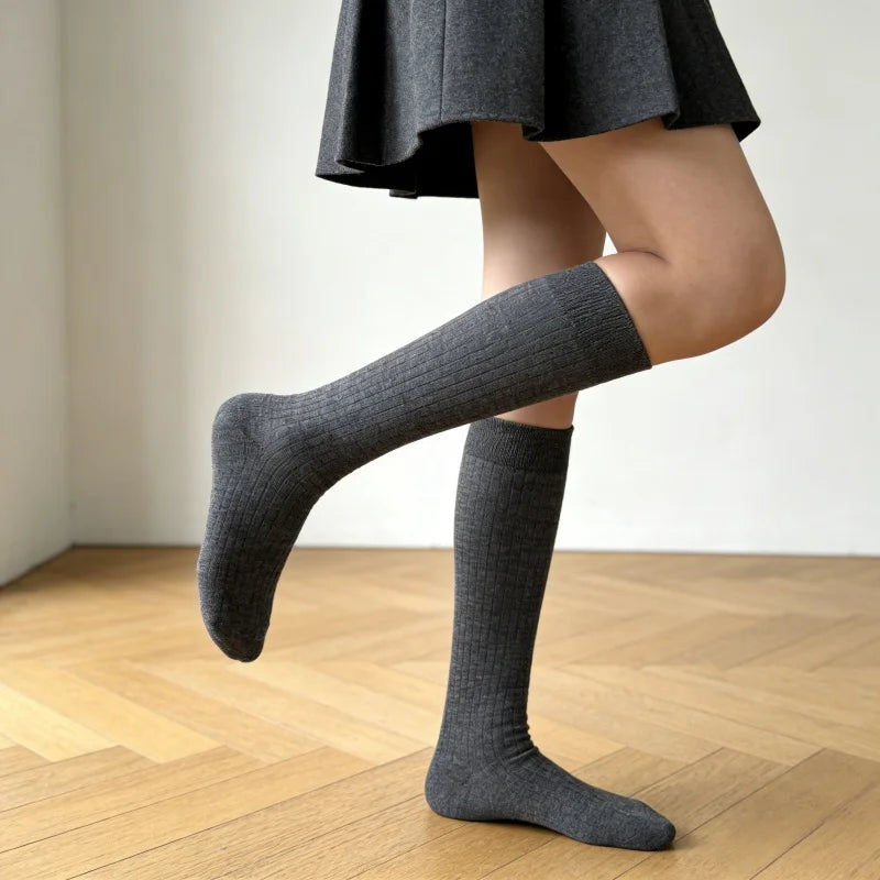 Polyester Elastane Vertical Texture Calf Socks