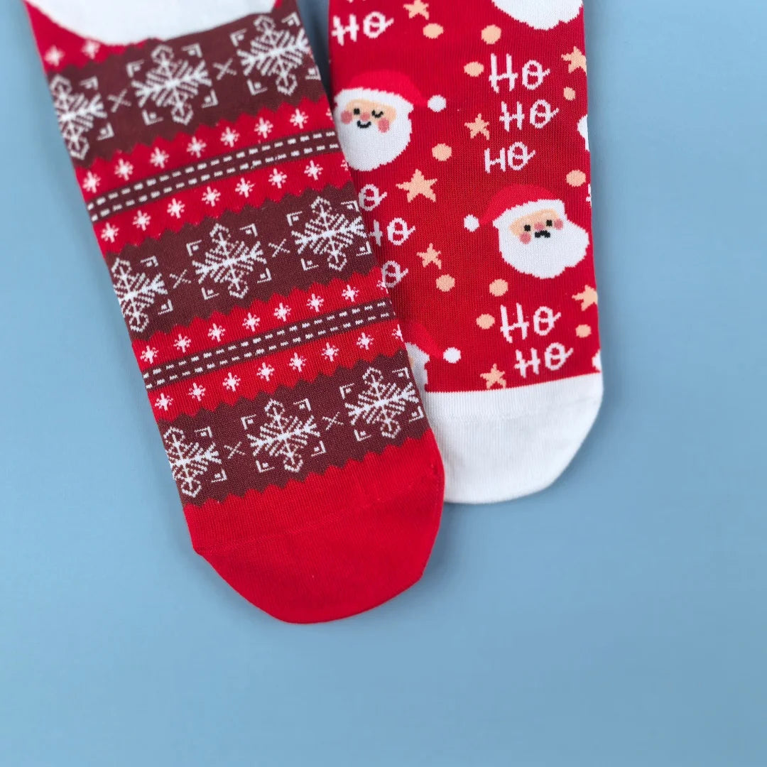 Cotton Blend Santa Claus Mid Calf Christmas Socks - 3