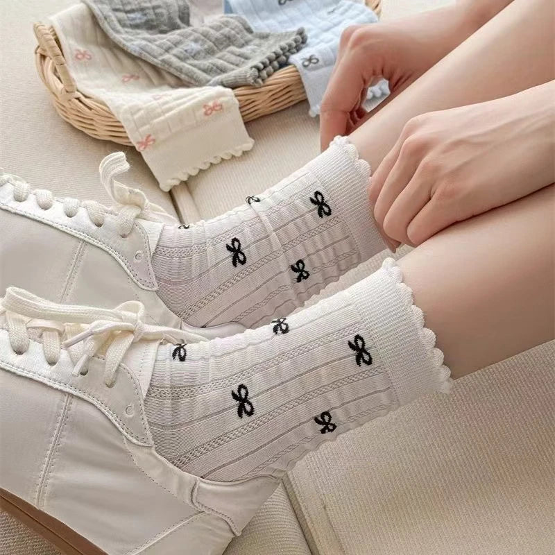 Polyester Blend Bow Pattern Mid Calf Socks Four Pack