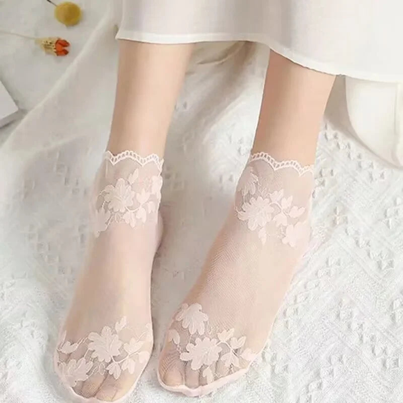 Floral Lace Low Tube Womens Socks