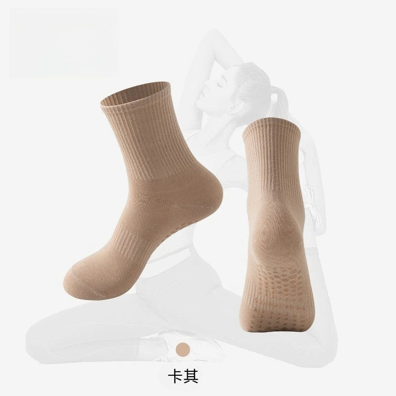 Cotton Polyester Non Slip Yoga Pilates Fitness Mid Tube Socks